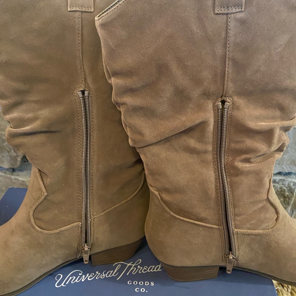 Universal Thread Slouchy Tan Heeled Boots - Picture 3 of 5